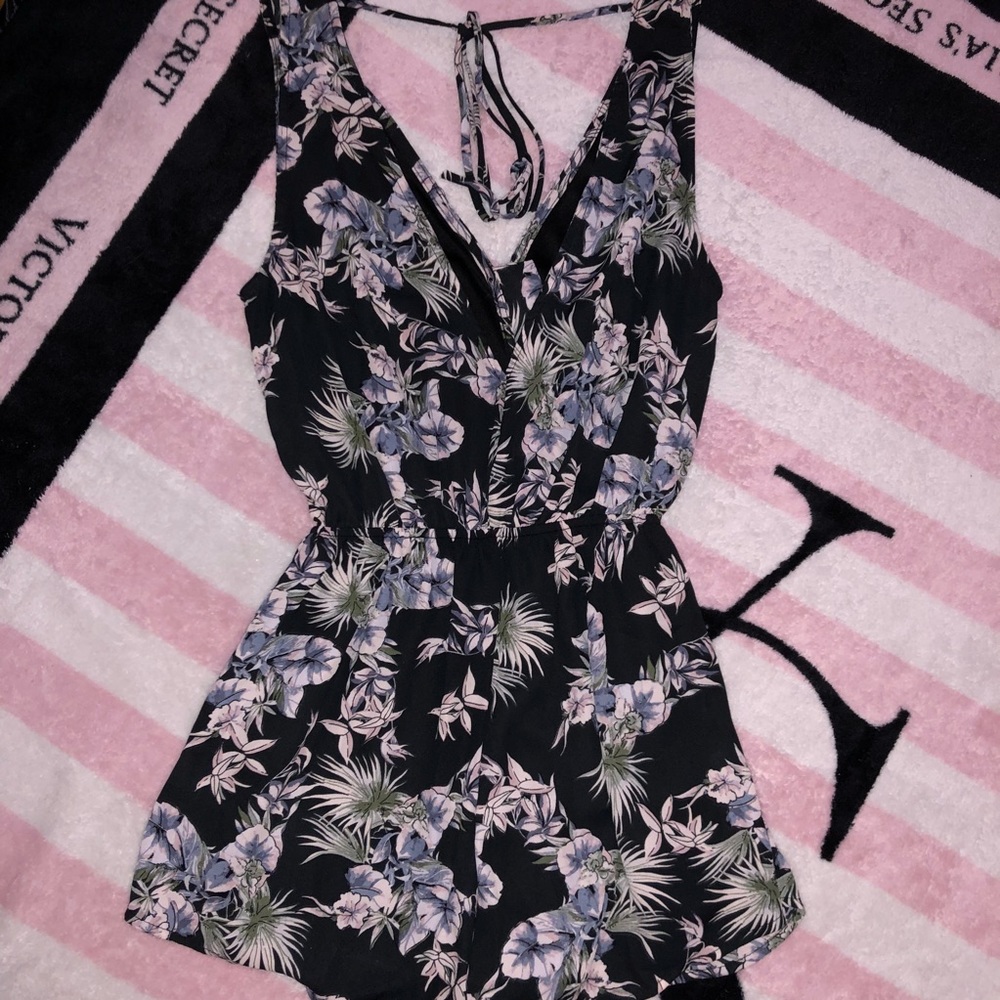 Tropical Pattern Romper - image 6